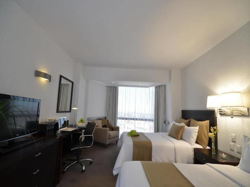 Mision Torreon Hotel Exterior photo